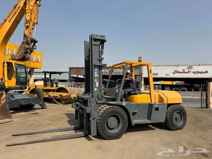 فوركلفت 10 طن تي سي ام 2012 بطاقة جمركية للبيع 3