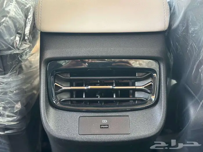 دونج فينج ميج E2 لاكجيري موديل 2026 4