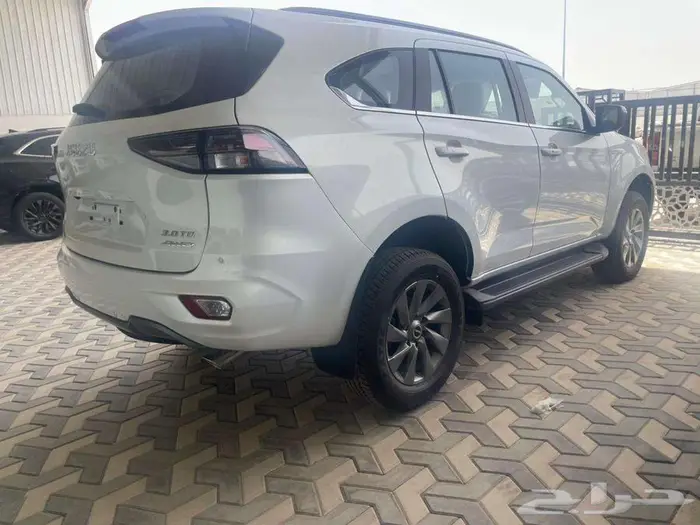 ايسوزو ام يو اكس نص فل 2024 اقل سعر في المملكة 2