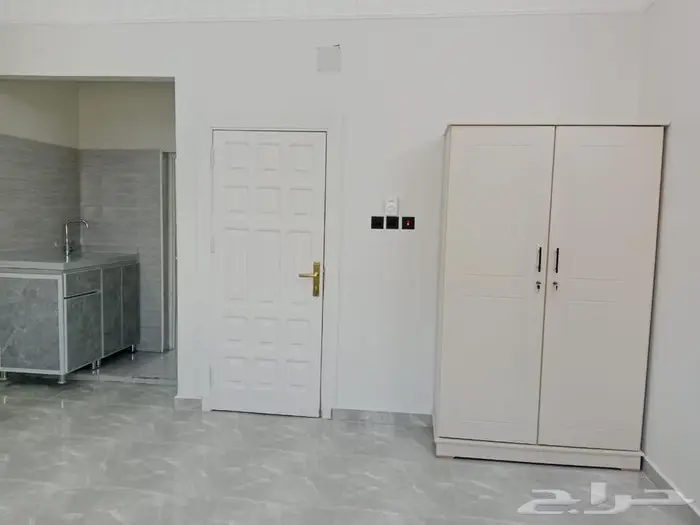 شقة للايجار بحي الخليج 3