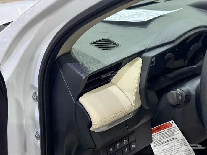 تويوتا يارس نص فل ابيض بنزين 2026 اقل سعر كاش وبنوك 21