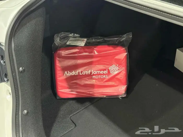 تويوتا يارس نص فل ابيض بنزين 2026 اقل سعر كاش وبنوك 14