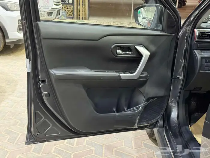 تويوتا رايز ستاندر رمادي بنزين 2026 افضل العروض 23