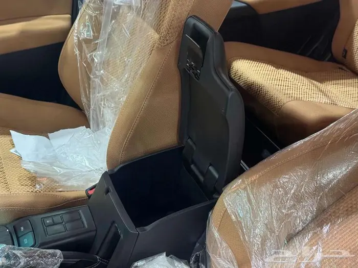 تويوتا فورتشنر دبل 4 سلندر ابيض بنزين 2026 اقل سعر 27