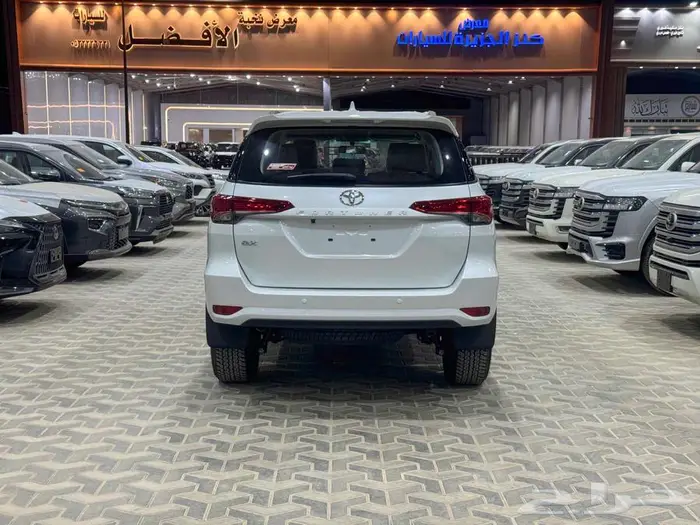 تويوتا فورتشنر دبل 4 سلندر ابيض بنزين 2026 اقل سعر 22
