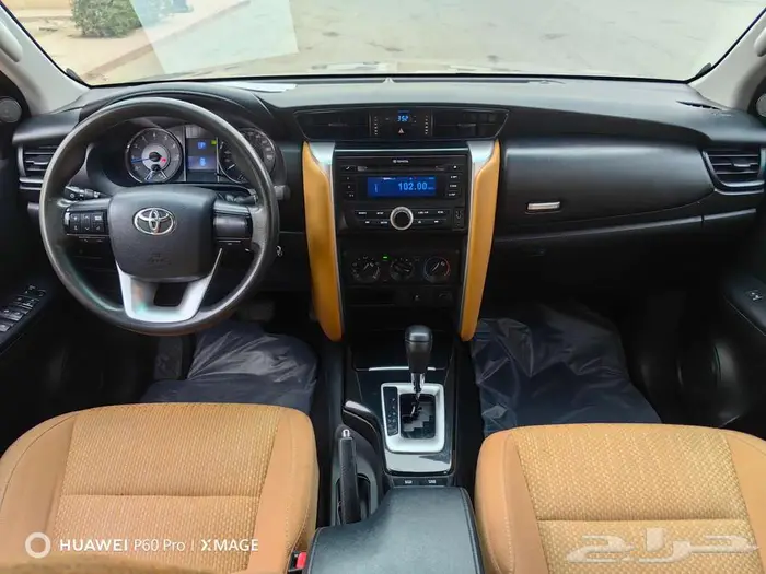 تويوتا فورشنر 4سلندر بدون دبل موديل 2017 11