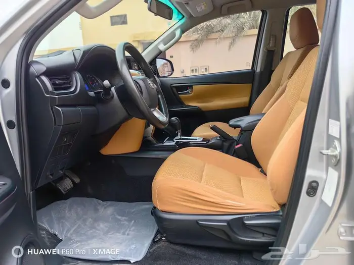 تويوتا فورشنر 4سلندر بدون دبل موديل 2017 31