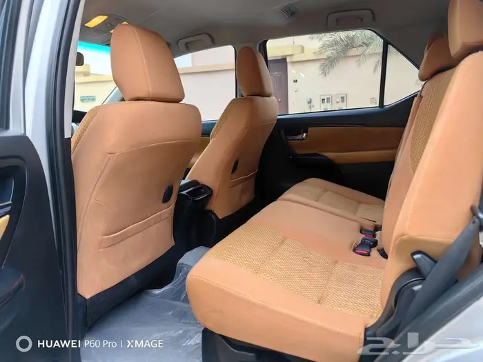 تويوتا فورشنر 4سلندر بدون دبل موديل 2017 33