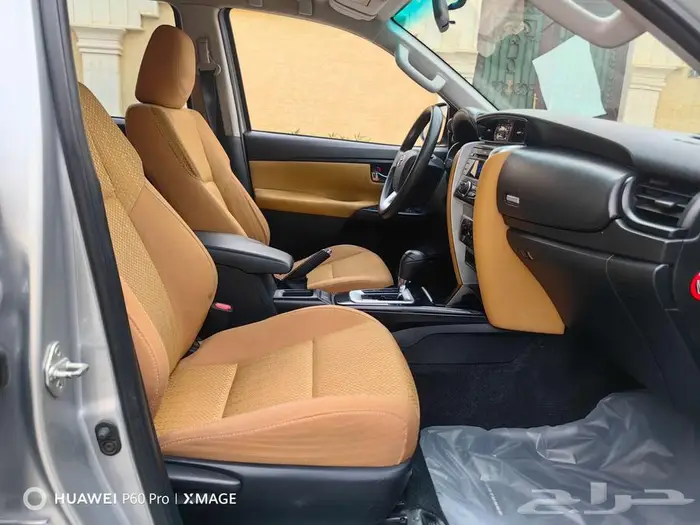 تويوتا فورشنر 4سلندر بدون دبل موديل 2017 32