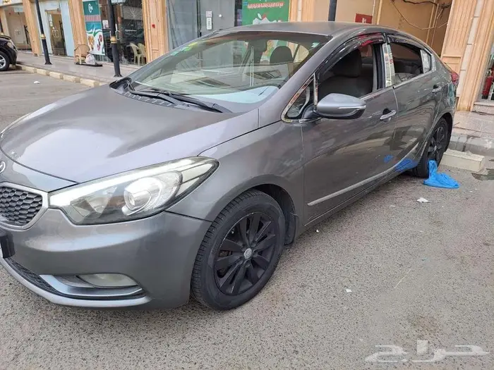 كيا سيراتو2016 13