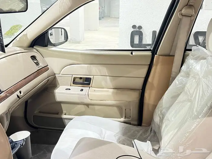 فورد فكتوريا 10