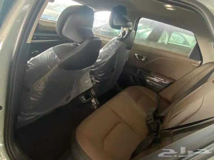 كيا K4 نص فل 2000 سي سي 2026 6