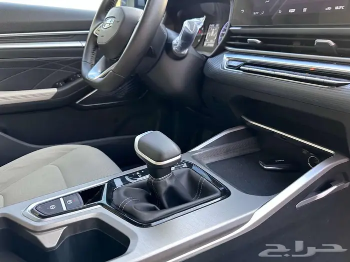 جيلي ام جراند 2025 18