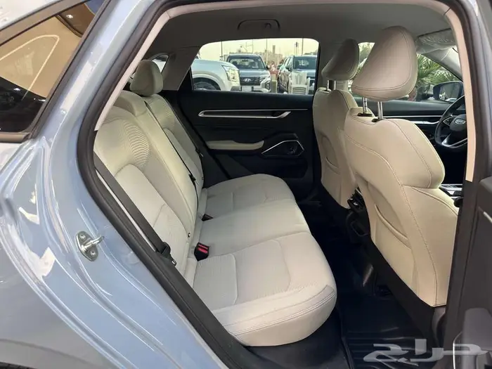 جيلي ام جراند 2025 26