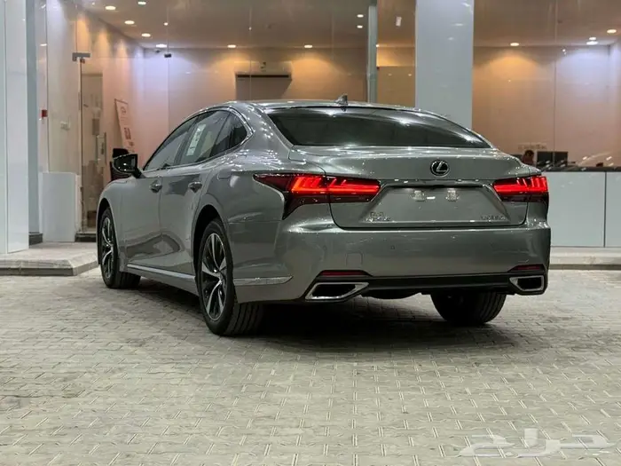 لكزس LS 350 AA موديل 2025 - عرض نهاية العام 18