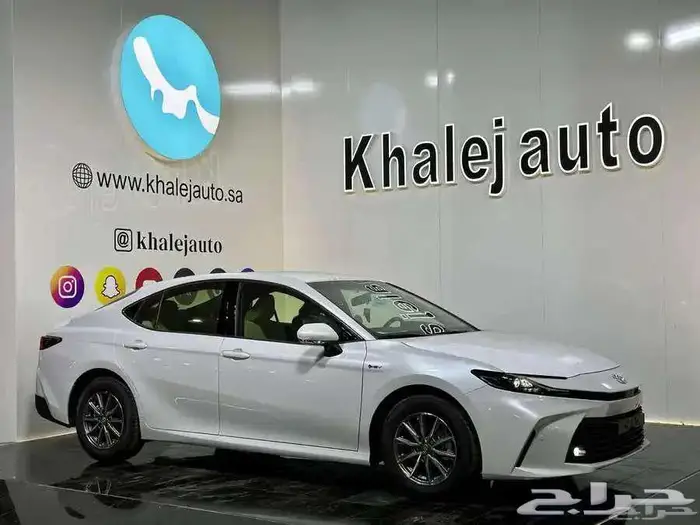 تويوتا كامري E هايبرد موديل 2025 كاش و أقساط 0