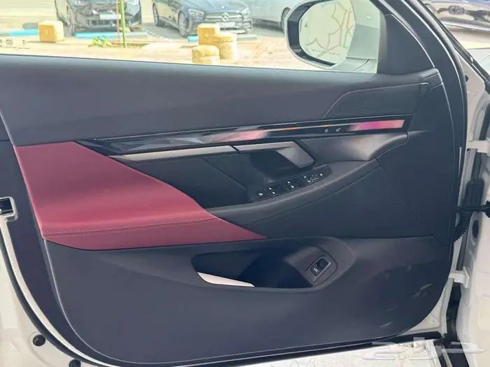 ي ام دبليو -520 اي-2025 وكاله جميع الالوان 10