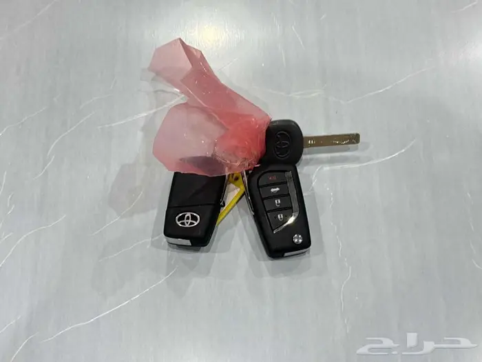 تويوتا كورولا 1.5 مطور جنوط اسود بنزين 2024 اقل سعر 31