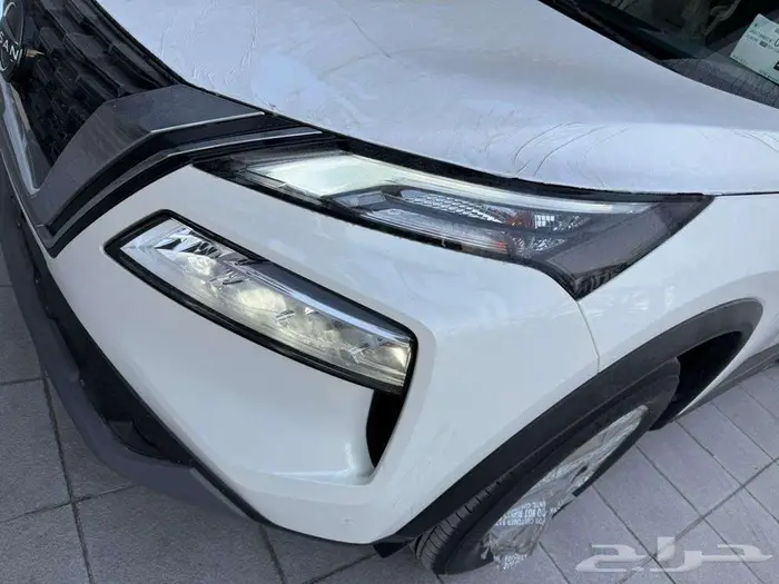 نيسان اكستريل 5 او 7 مقاعد موديل 25 بدون دبل أو دبل 2