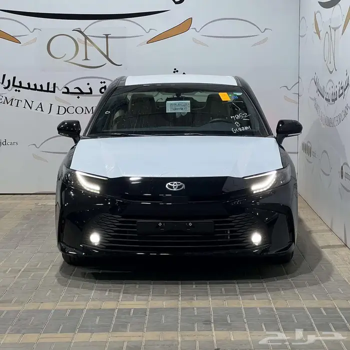 تويوتا كامري E هايبرد او بنزين تماتيك سعودي 2025 عروض خاصة 1