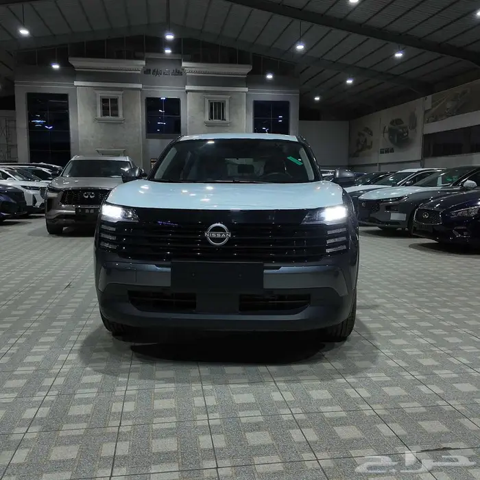 نيسان كيكس 2025 5