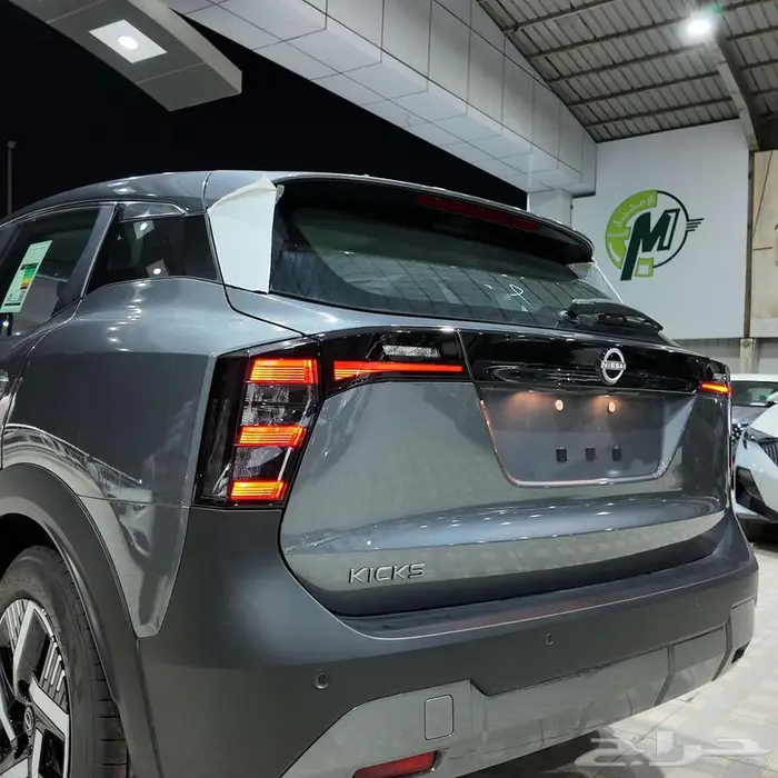 نيسان كيكس 2025 6