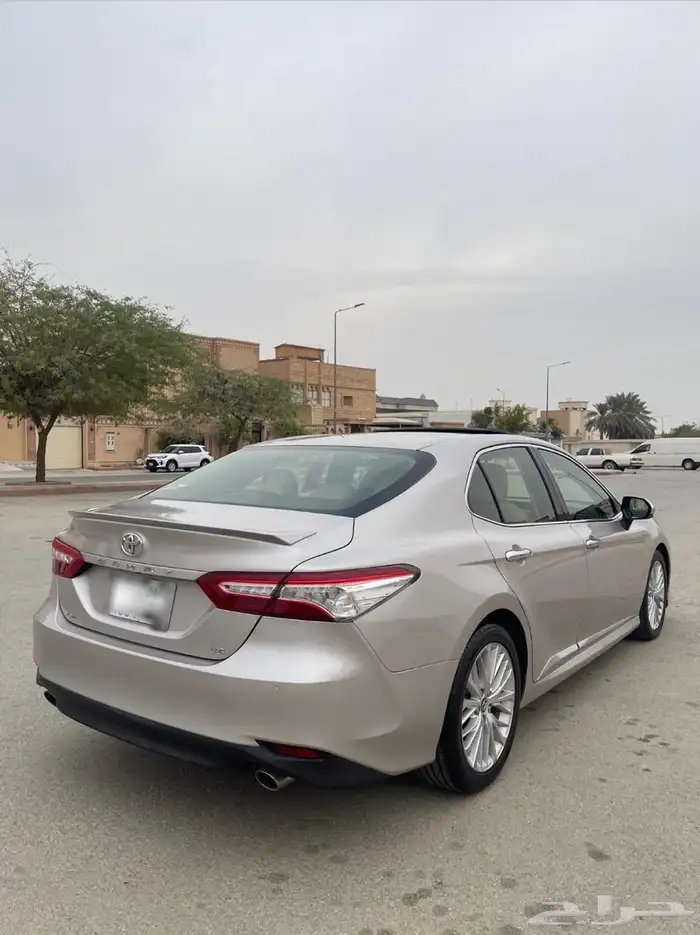 للبيع كامري موديل 2019 3