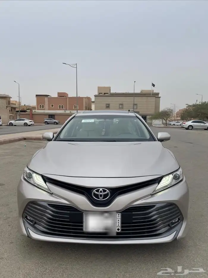 للبيع كامري موديل 2019 1
