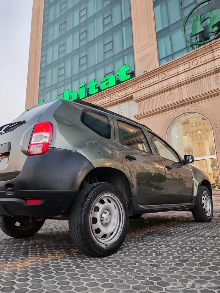 رينو داستر 2015 نص فل مخزنه كاش او اقساط 50