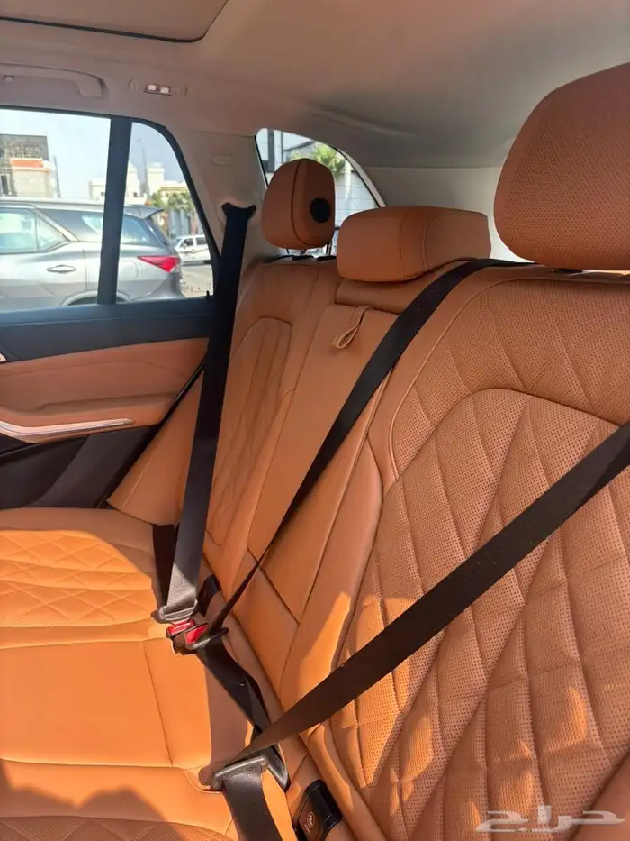 بحالة الوكالة BMW X5 2024 15