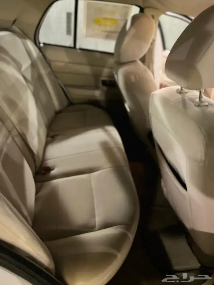 فورد كراون فكتوريا 2011 6