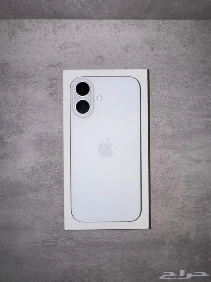 آيفون 16 عادي لون أبيض بطاريه 100 و 128 قيقا 5
