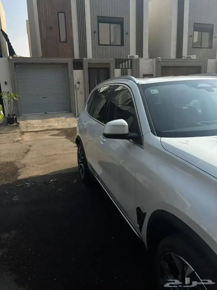 بحالة الوكالة BMW X5 2024 12