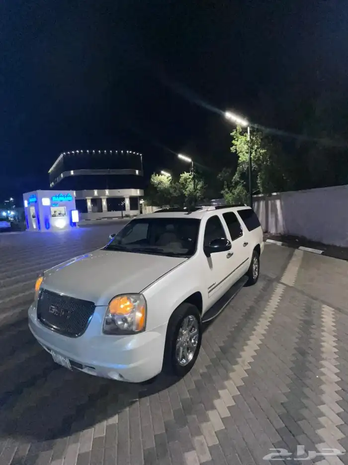 للبيع جمس يوكن دينالي 2011 فل كامل ابيض لؤلؤي 9