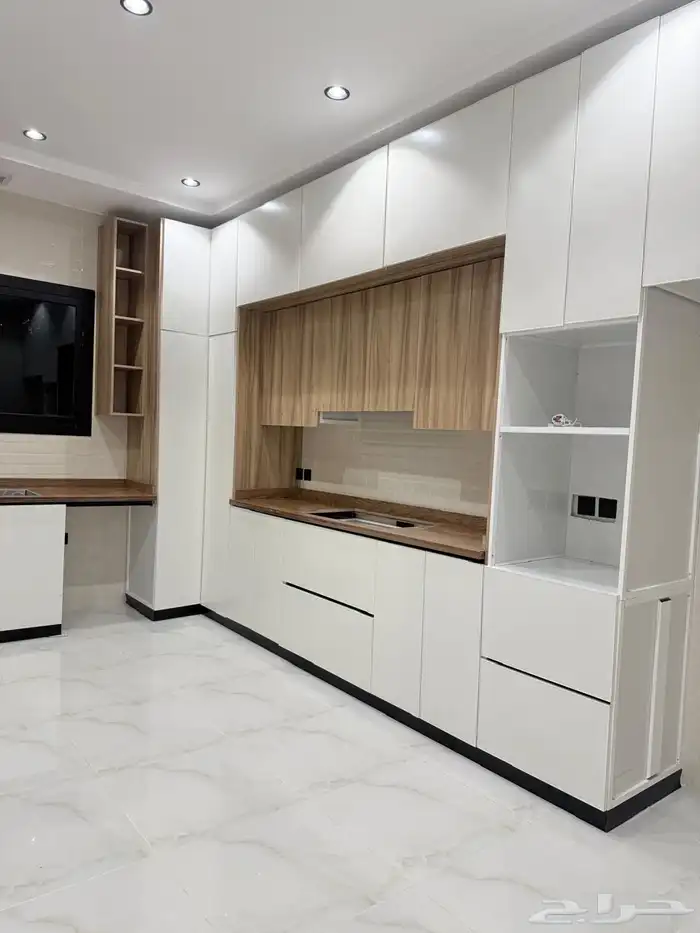 دور ارضي للبيع حي الاخضر من 6 غرف وصاله وحوش كبير 23