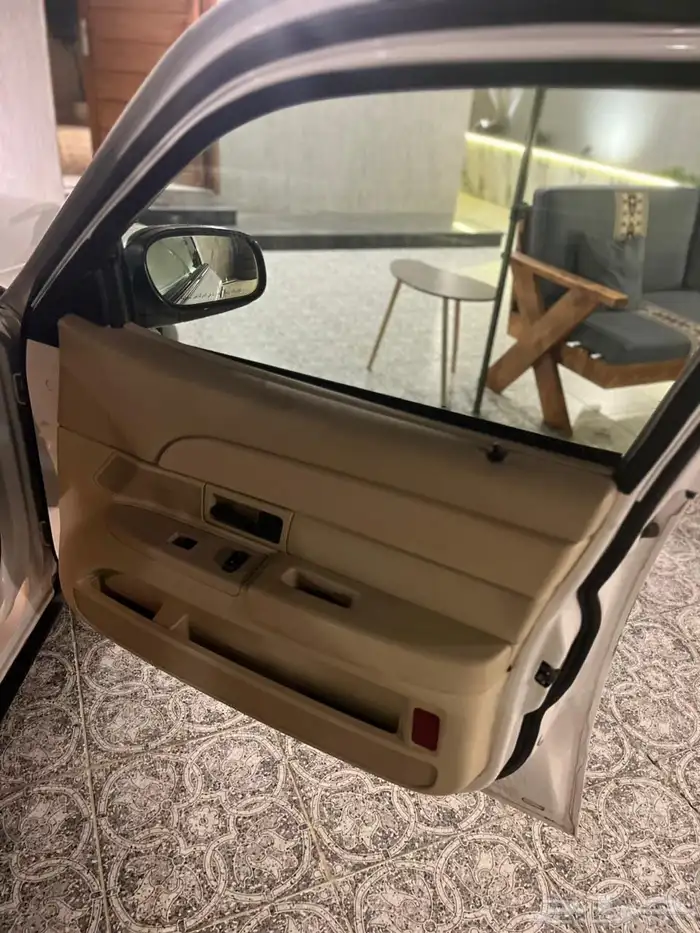 فورد كراون فكتوريا 2011 13