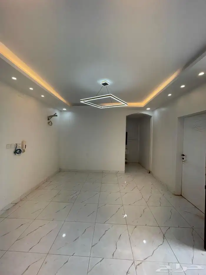 فيلا فاخره للبيع بحي الروضه ابو عريش 13