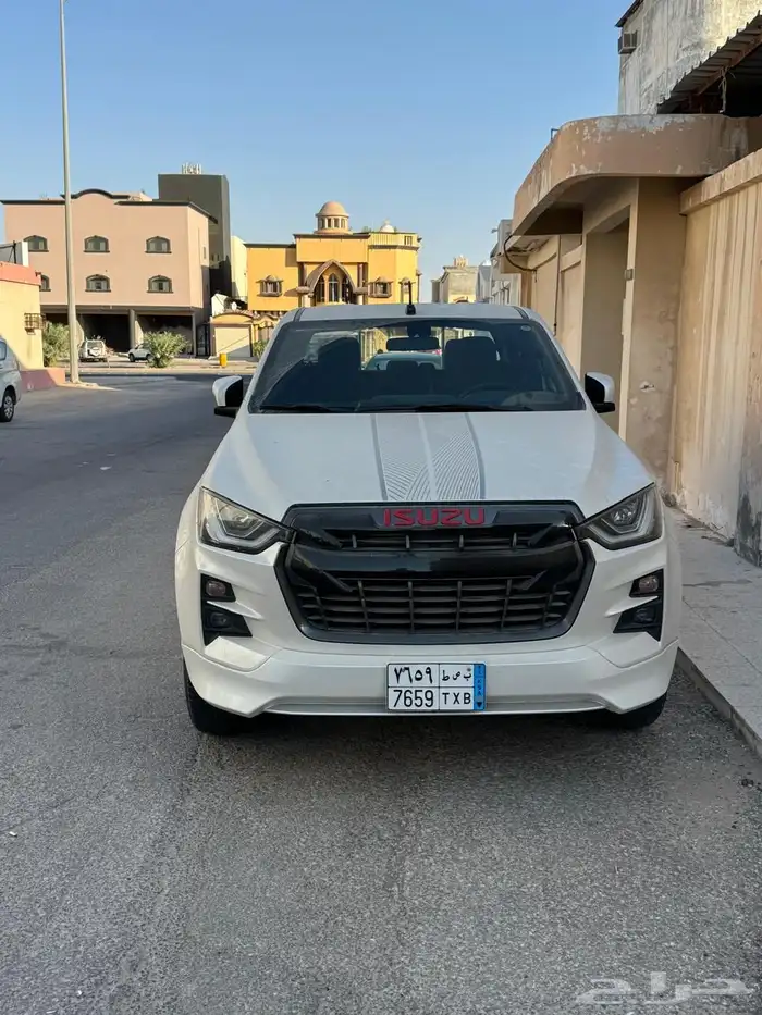 للبيع ايسيزو ديماكس 0