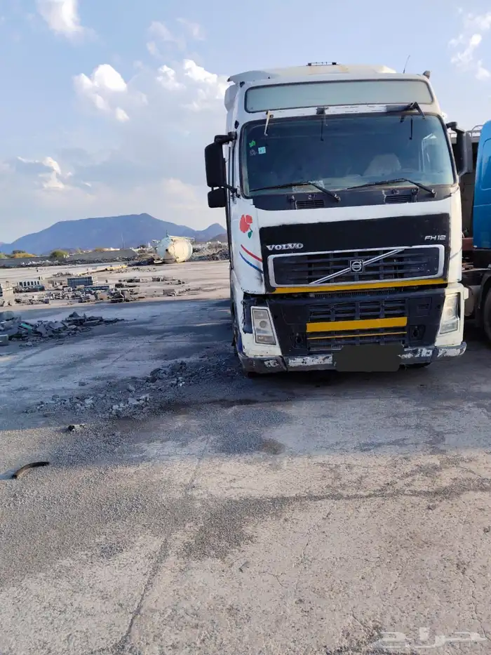 راس فلف مع الصندوق للبيع مفحوص مجدد الموديل 2003 ويوجد كذ 5