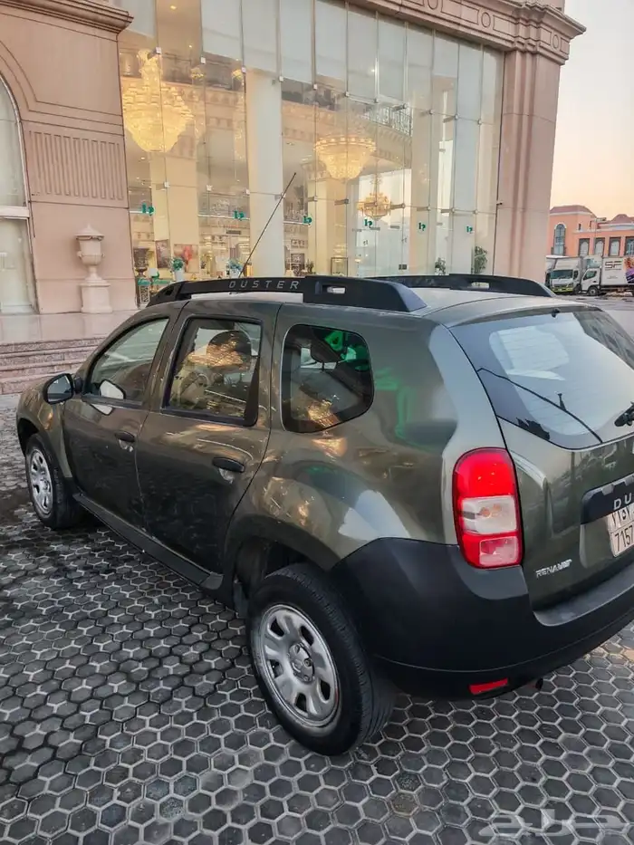 رينو داستر 2015 نص فل مخزنه كاش او اقساط 46