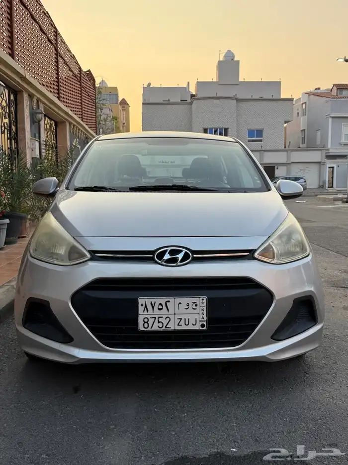 هيونداي I10 للبيع 2016 4