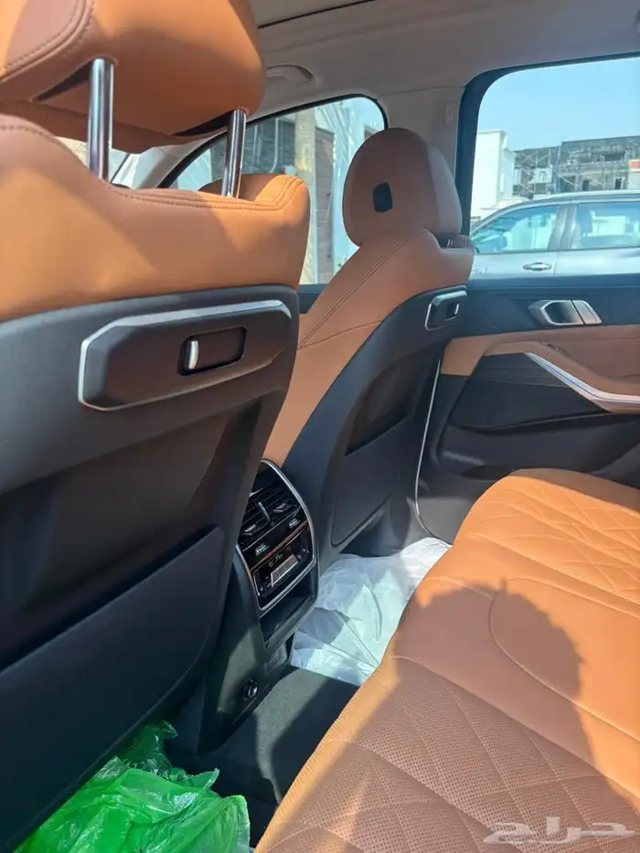 بحالة الوكالة BMW X5 2024 13