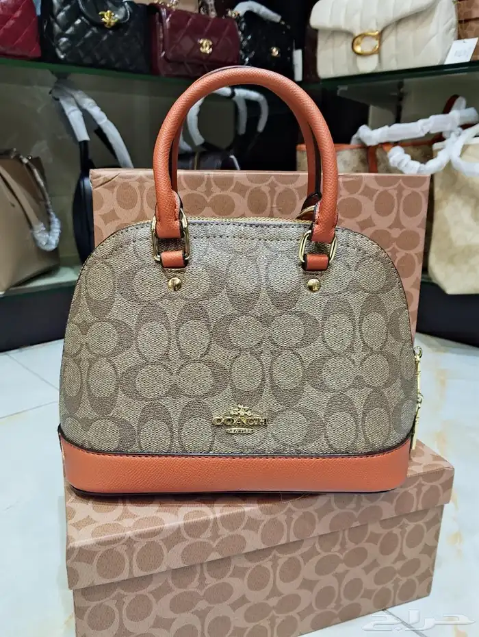 عروض شنط والطقم 135  وطقم شنط 335  جاكت البرد 175 68