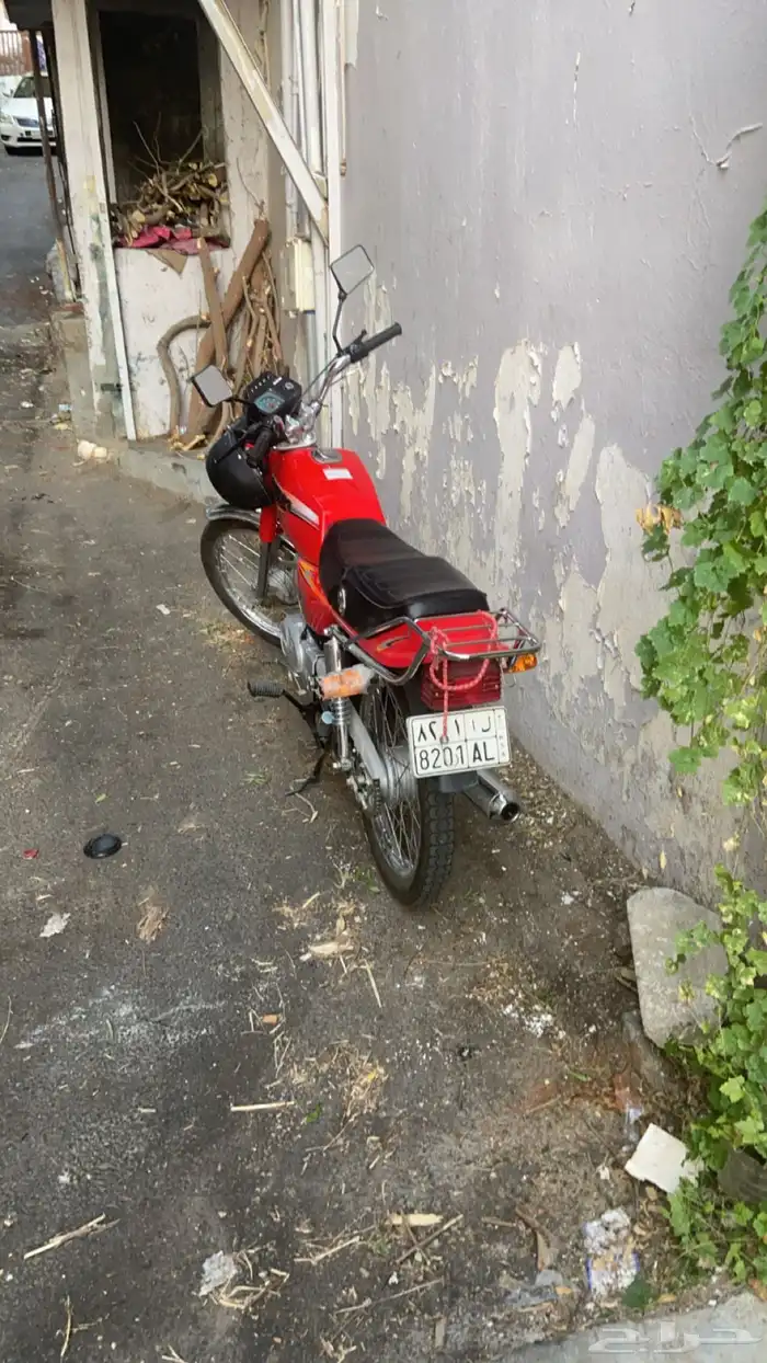 دباب سزوكي x100 ياباني اصلي لون احمر بلوحة 0