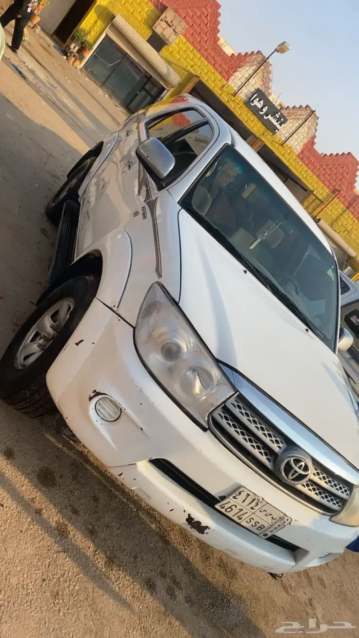 جيب فورتشينر 2011 2