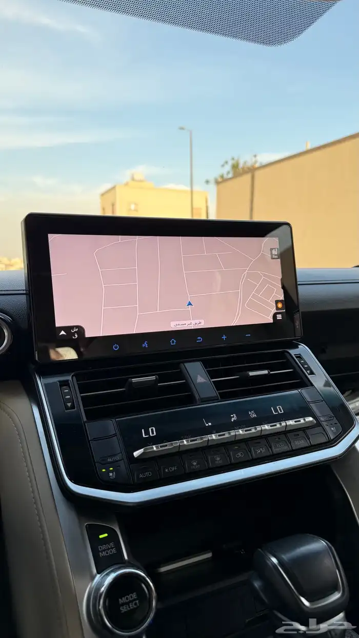 لاندكروزر 2022 L4 سعودي 35