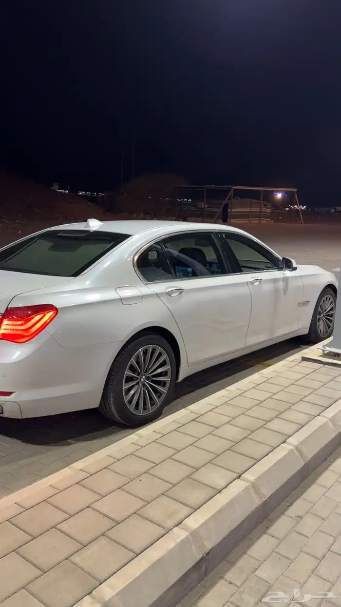 للبيع بي ام دبليو 750 2010 3