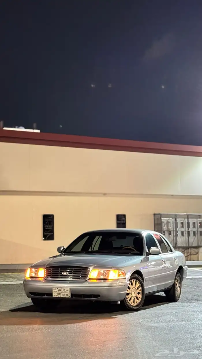 فورد فكتوريا 2004 3