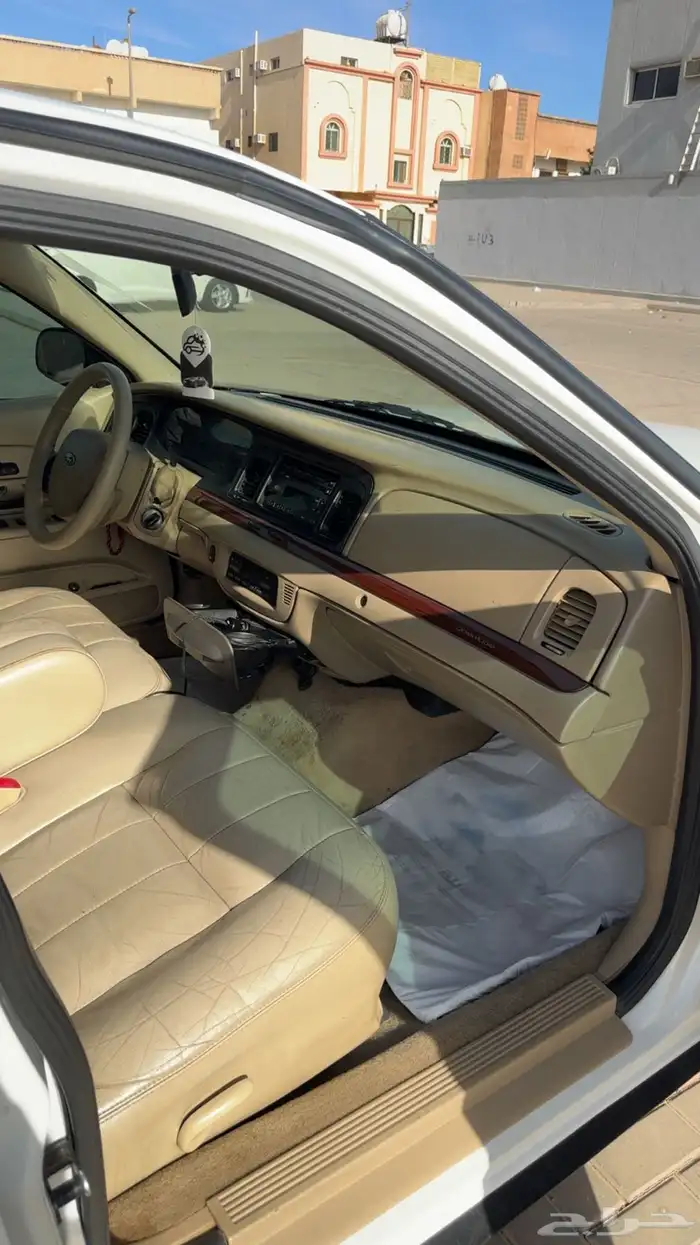 فورد فكتوريا 2011 6