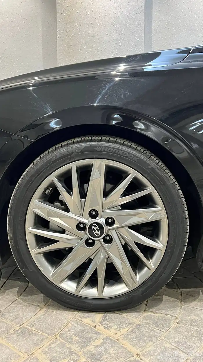 ازيرا ( كاليجرافي ) 2020 ( بنزين 6V ) فل اوبشن ديجيتال 5